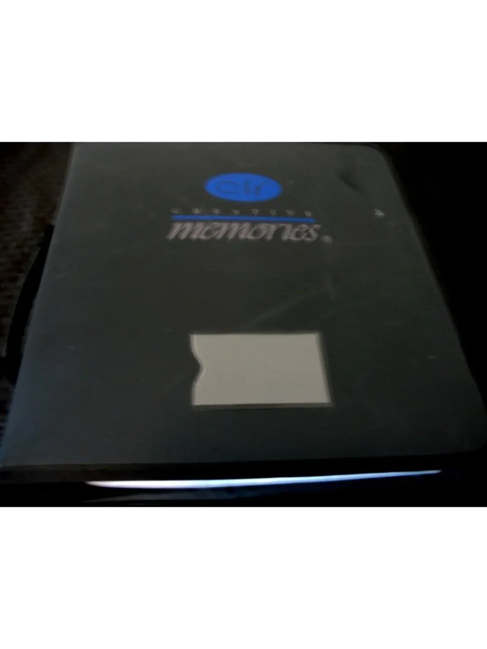Creative Memories Accessory Binder 7 Protectors Good Zipper with borders/diecuts